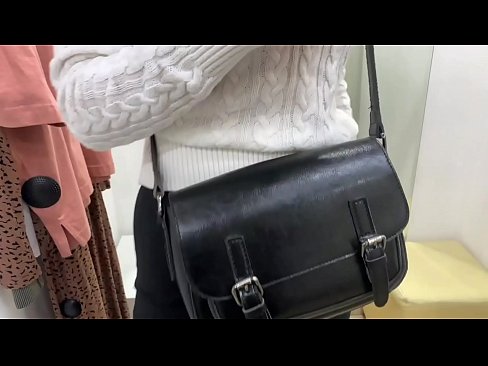 ❤️ Мастурбатсияи оммавии зани ҷавон ФералБерри бо дилдо дар утоқи мувофиқ Синси босифат дар порно tg.tukifporno.ru ❌